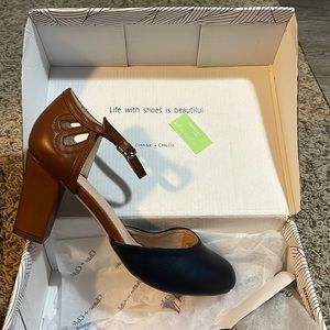 New in box Chase + Chloe two-tone Jacy heels